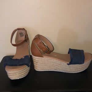 Classic woven Platform/ wedges